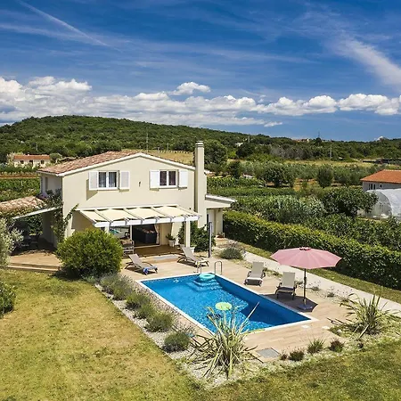בית נופש Villa Mit Privatem Pool In Rovinj Nur 1 Km Zum Strand *